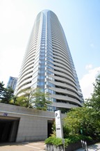 Exterior of Atago Green Hills Forest Tower