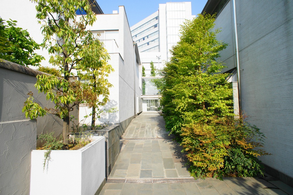 Garden Passage Hiroo House for Rent PLAZA HOMES