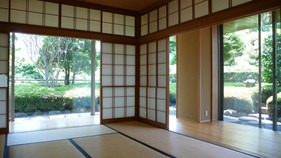 Tatami room