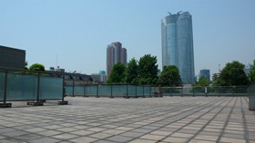 Roof balcony