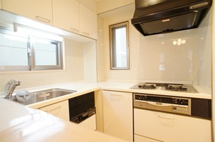 Maisonette type kitchen