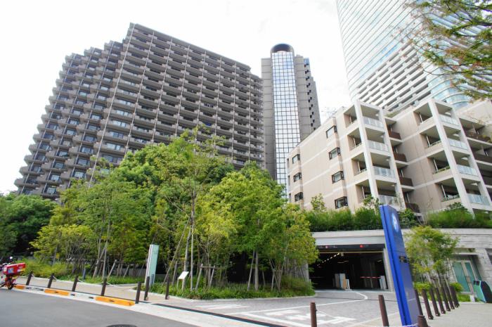 Roppongi Hills Residence Exterior