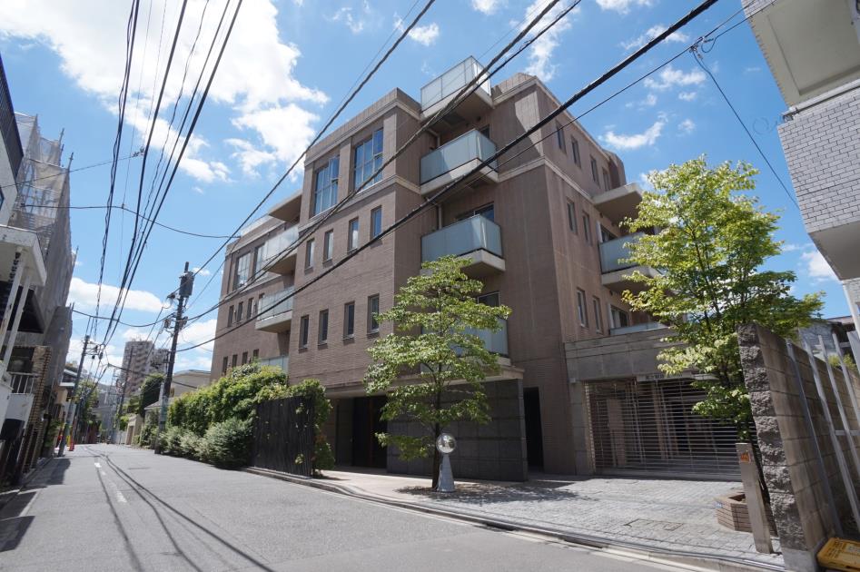 Style House Nishiazabu Luxury Apartment for Rent in Minatoku, Tokyo PLAZA HOMES