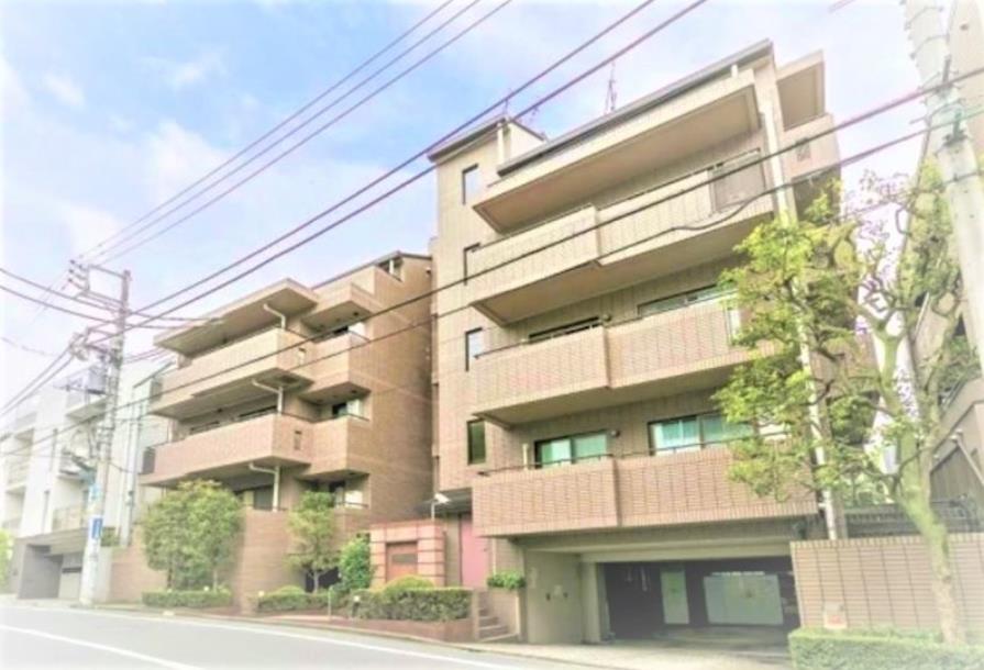 Towa Yakuoji Homes Luxury Apartment for Rent in Shinjukuku, Tokyo