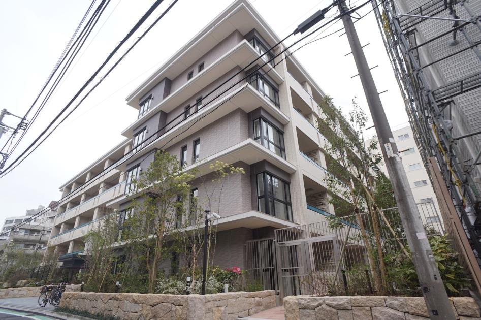 Gallery Detail: Green Residence Akasaka Luxury Apartment For Rent In Minato Ku