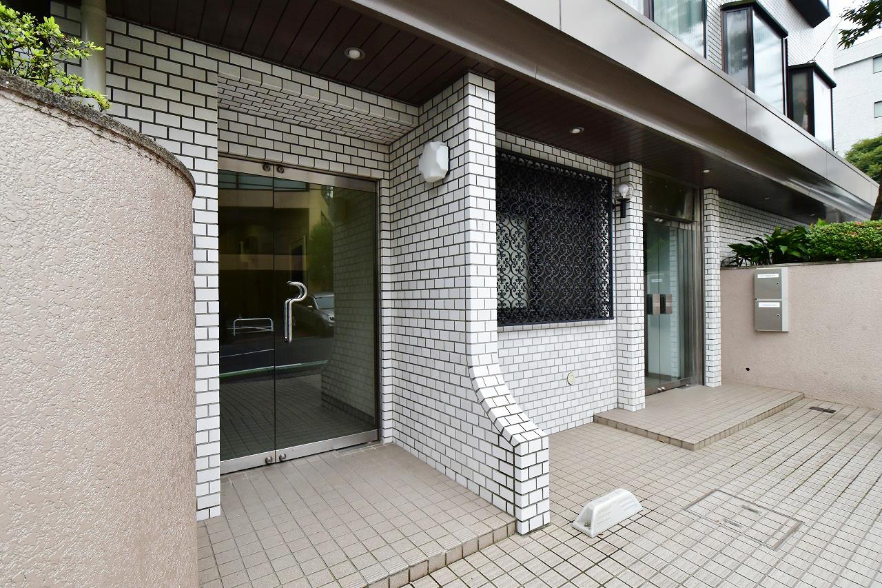 Delica Building Luxury Apartment for Rent in Minatoku, Tokyo PLAZA