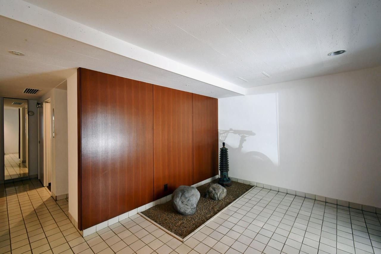 Shiba House - Luxury Apartment for Rent in Minato-ku, Tokyo 