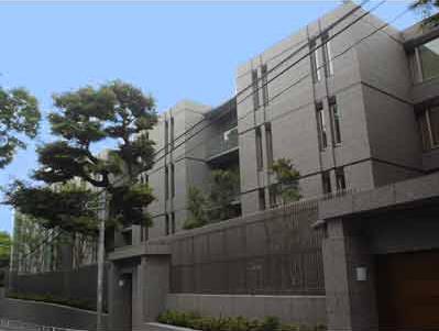 Exterior of Grants Ovel Nanpeidai