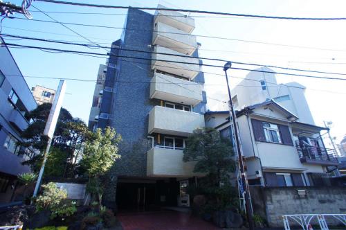 Exterior of Maison Bouquet