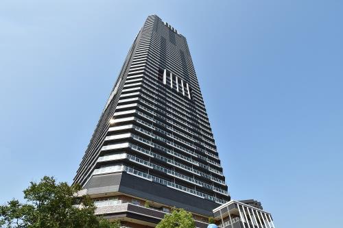 Exterior of Kachidoki View Tower
