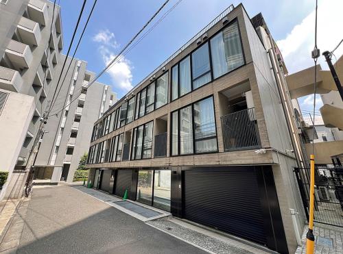 Exterior of Grand Tresor Hiroo