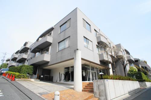 Exterior of Arrow Plaza Harajuku