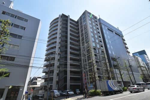 Exterior of Crevia Harajuku
