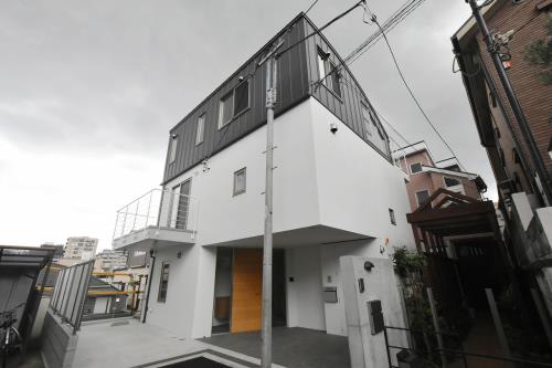 Exterior of Hiroo House