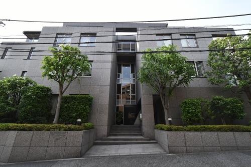 Exterior of Nishiazabu Grand Hills