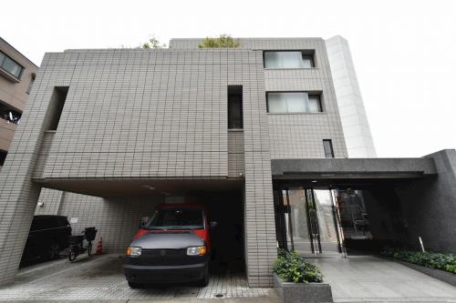 Exterior of LE Ciment Shoto