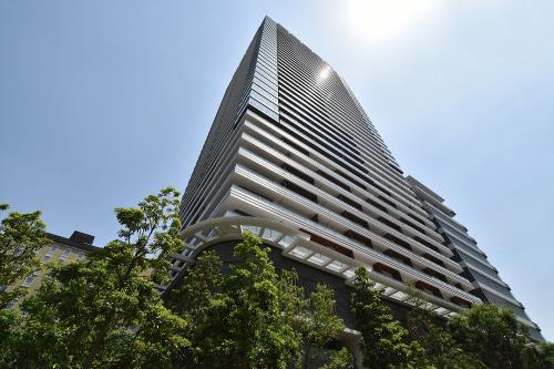 Exterior of Park Court Hamarikyu The Tower