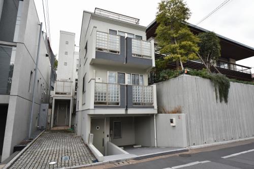 Exterior of Hiroo 2-chome House