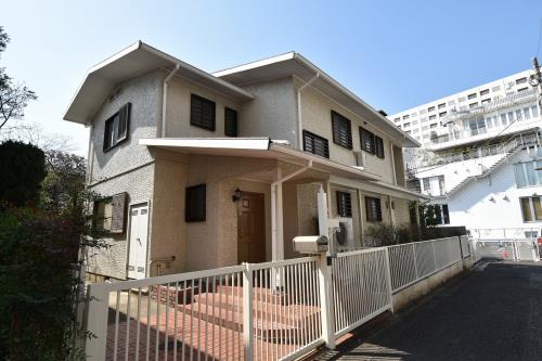 Exterior of Minami-azabu 4-chome House