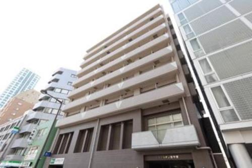 Exterior of Estacion Nishi-shinjuku