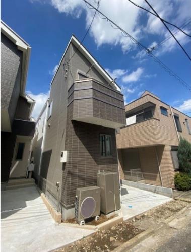 Exterior of Kolet Megurominami