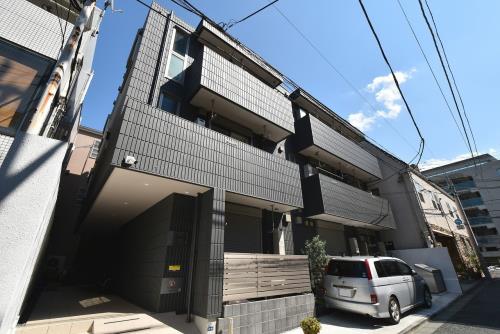 Exterior of KI南青山