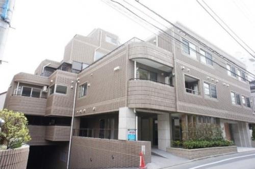 Exterior of Royal Stage Mejiro