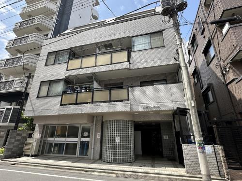Exterior of Cosmo Place Hasunuma