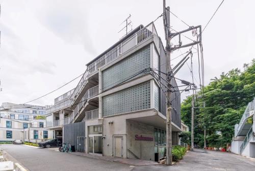 Exterior of Accorder Jingumae (TYO)