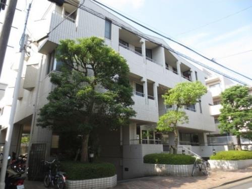 Exterior of Hyatt 2822