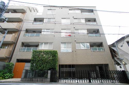 Exterior of Myrtle Court Ebisu Minami