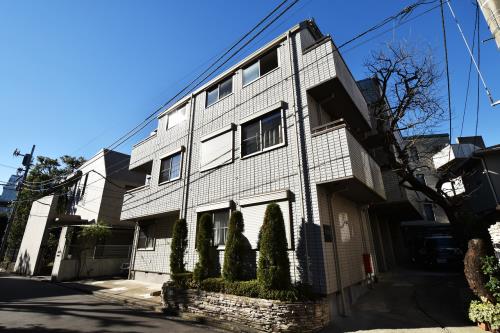 Exterior of Residence Nishiazabu