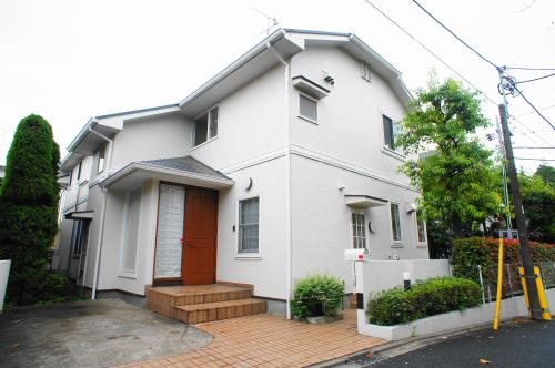 Exterior of Noge House
