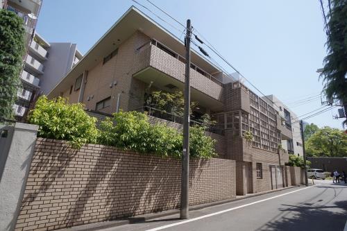 Exterior of Miyake Homes