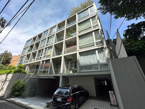 Exterior of Piace Nishiazabu