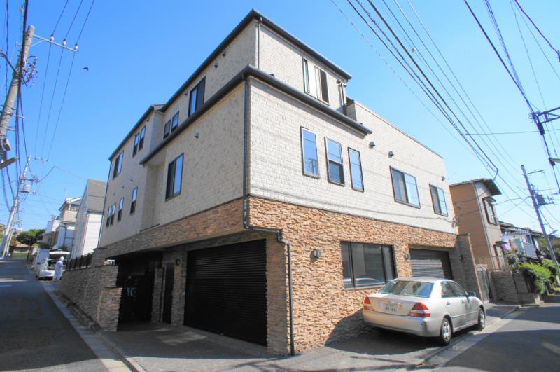 北沢4丁目戸建