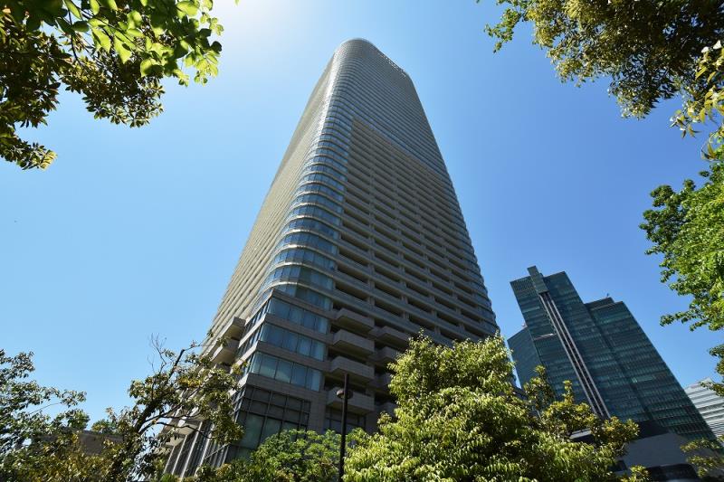 ARK HILLS SENGOKUYAMA RESIDENCE