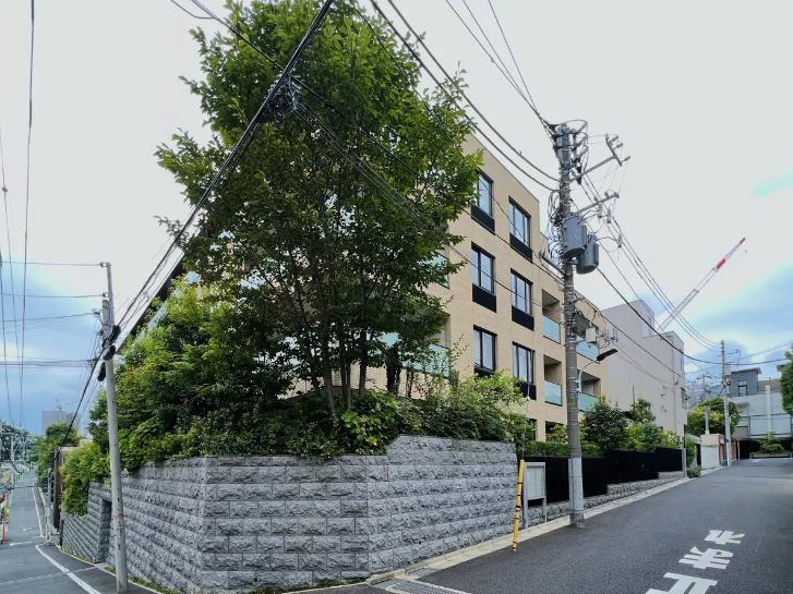 Grand maison shirokane residence