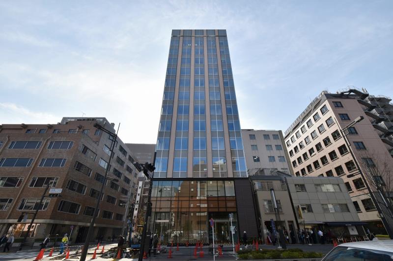Habiulu Nishi-shinbashi buliding