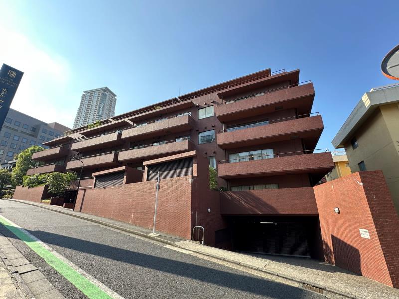 Akasaka Grand House