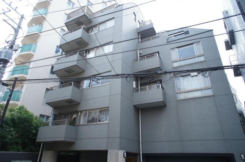 Sophia Higashi-Roppongi