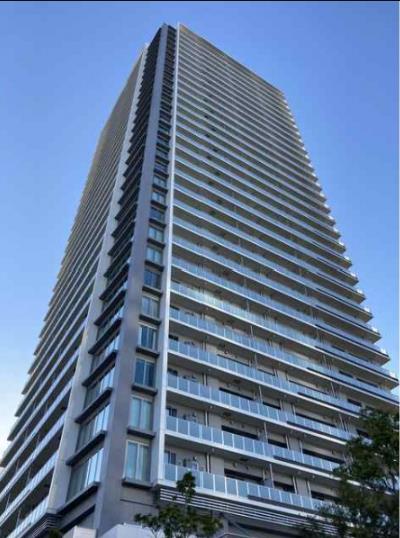 Brillia Tower Ariake Mid Cross