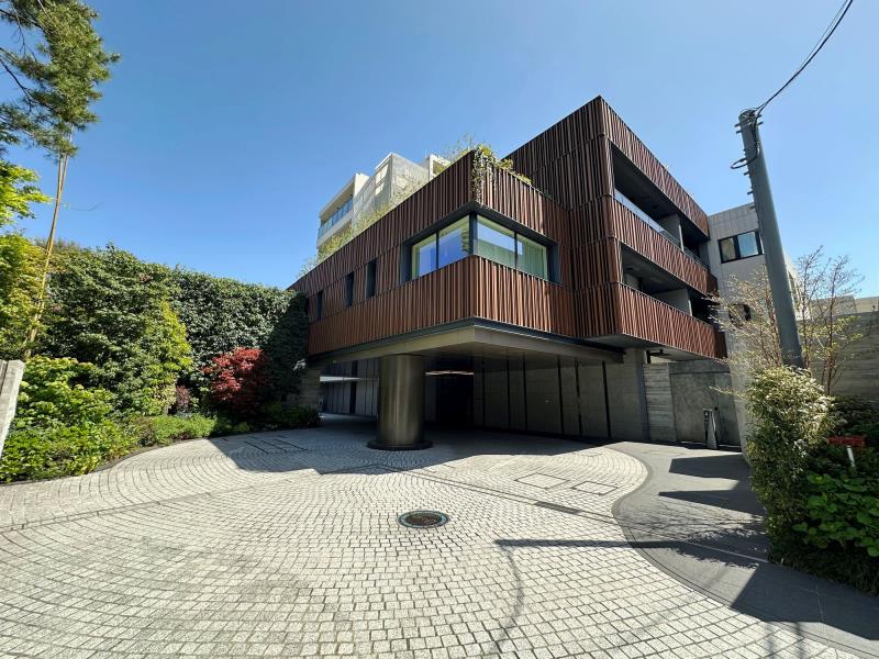 Park Court Shirokane Chojamaru
