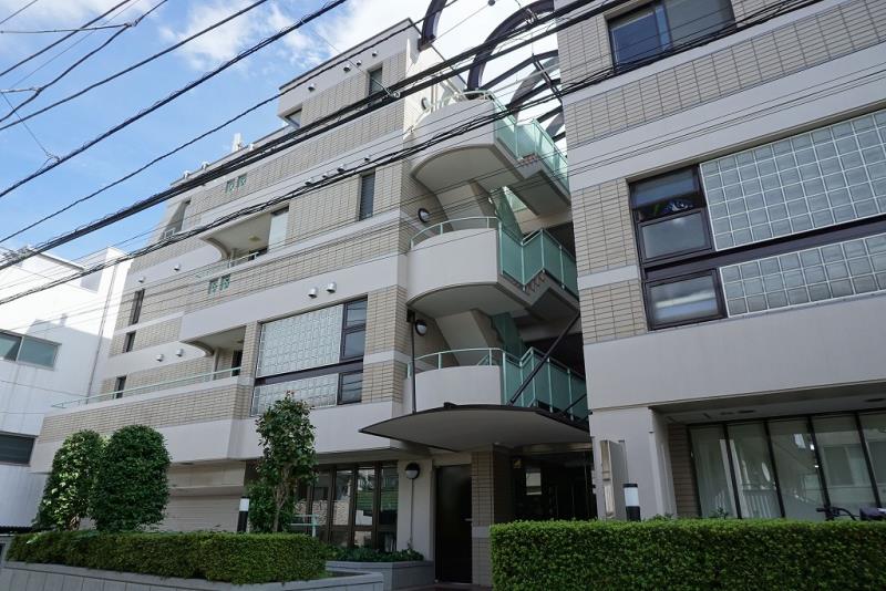 Refio Meguro