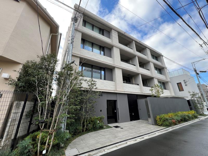 LEGASIS Daikanyama