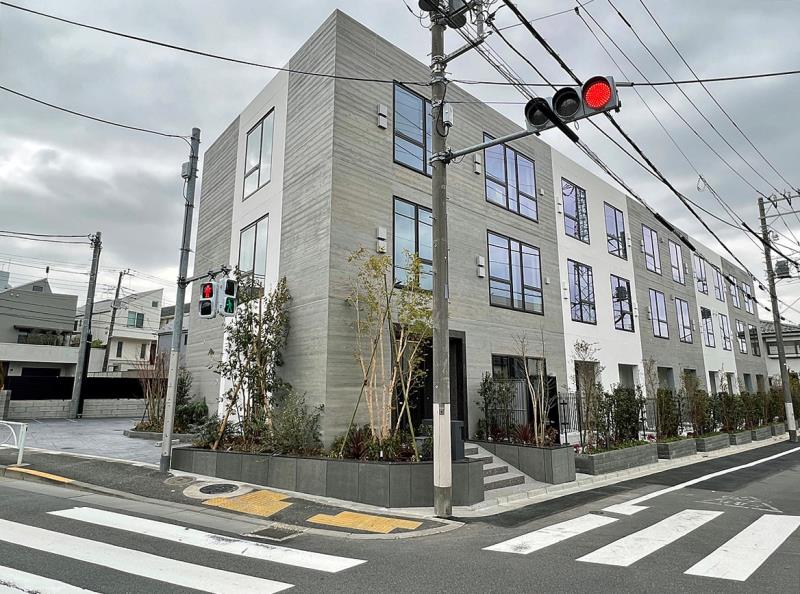STANDZ Kakinokizaka