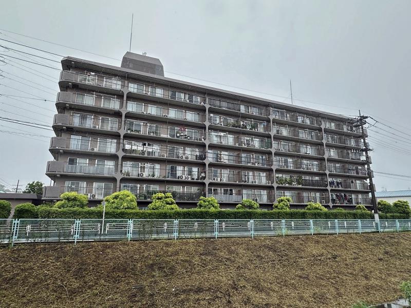 ニューライフマンション大倉山　弐号棟