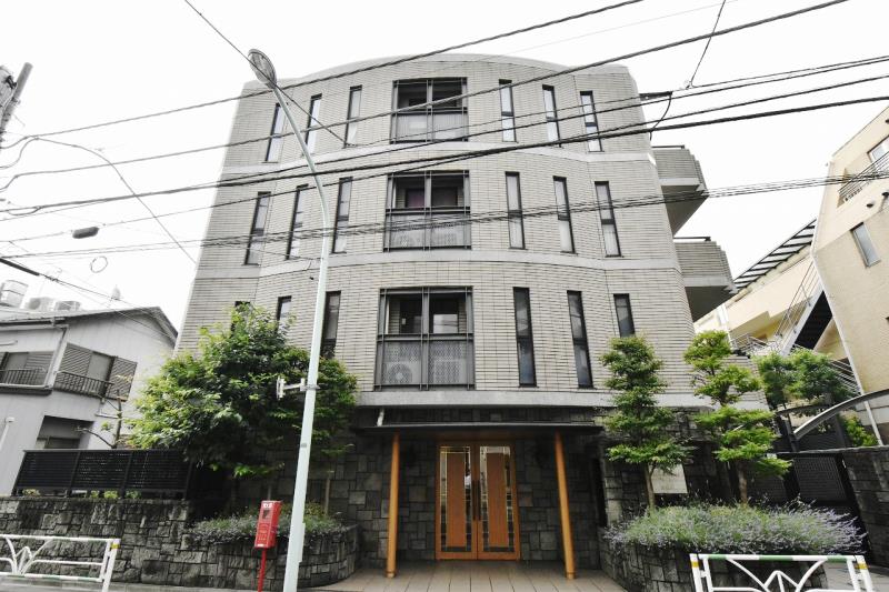 Maineshross Daikanyama