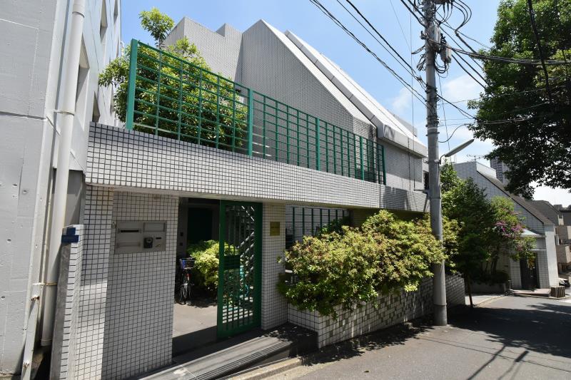 Mina House