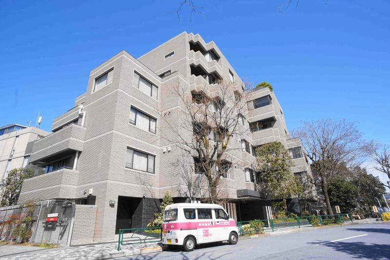 Minami-Aoyama Toyoda Park Mansion